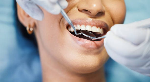 Best Dentist for Tooth Abscess  in Struthers, OH